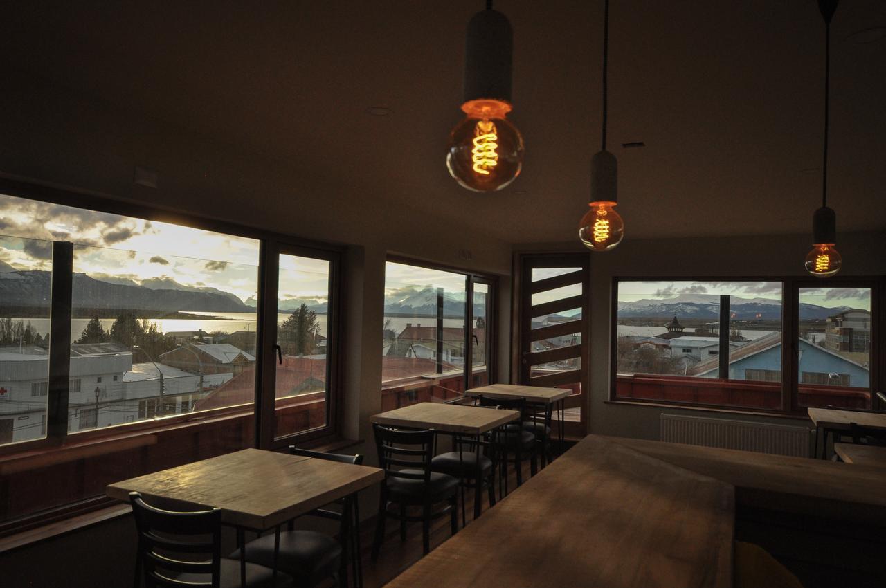 Hotel Vendaval Puerto Natales Bagian luar foto